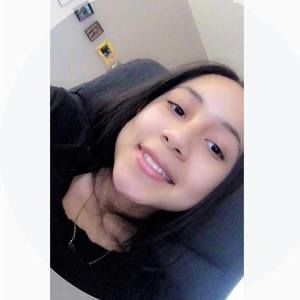 Meet your Posher, Daniela